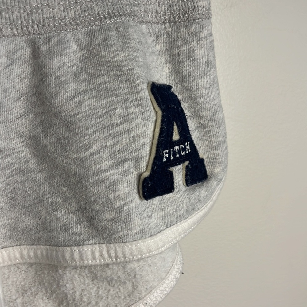 A&F SHORTS - Picture 2 of 5